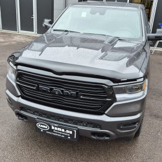 Huvskydd Dodge RAM 2019+
