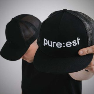 Pureest keps svart