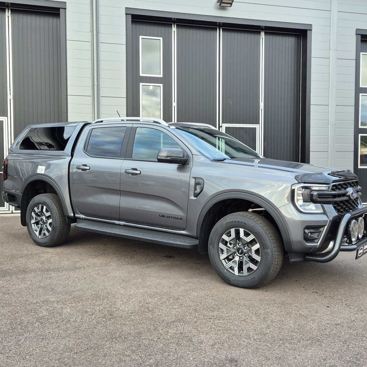 Flakkåpa Elite V5 Grå Ford Ranger 2024+
