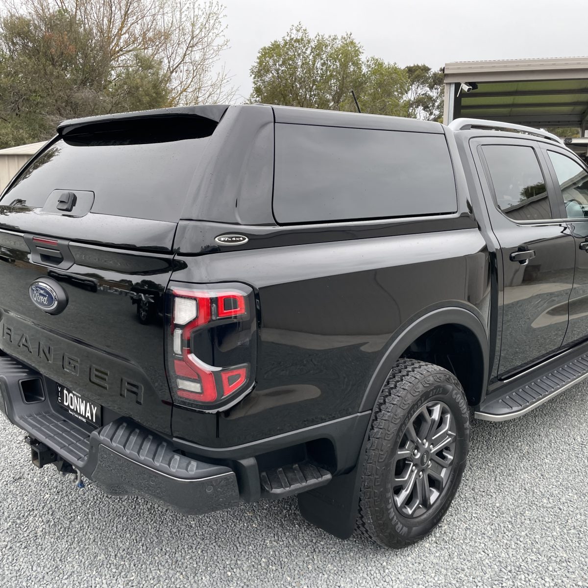 Flakkåpa Elite V5 Svart Ford Ranger 2024+