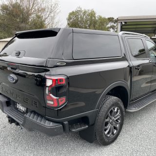 Flakkåpa Elite V5 Svart VW Amarok 2024+