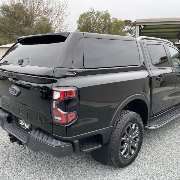 Flakkåpa Elite V5 Svart VW Amarok 2024+