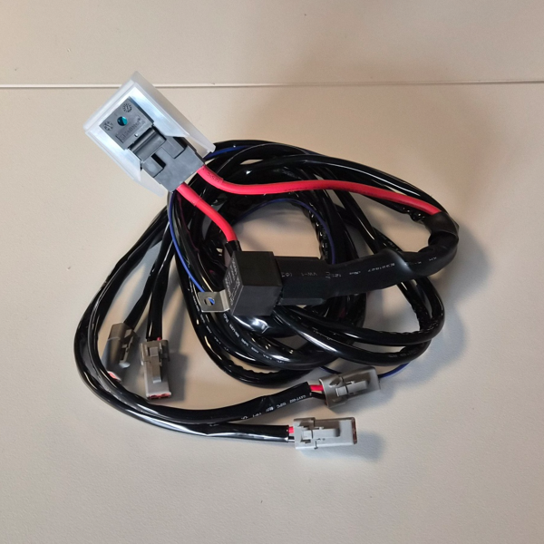 Reläkablage med 4st DTP-kontakter