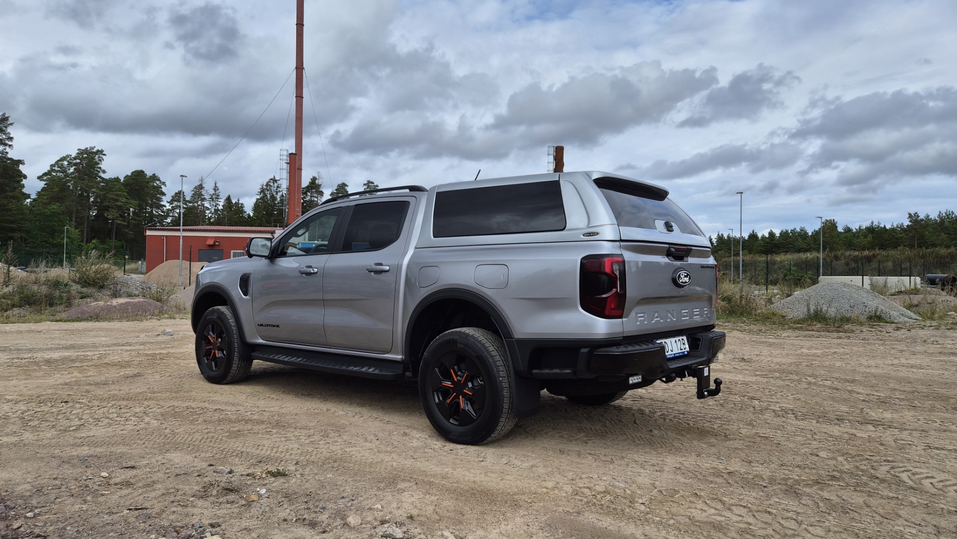Flakkåpa Elite V5 Silver Ford Ranger 2024+